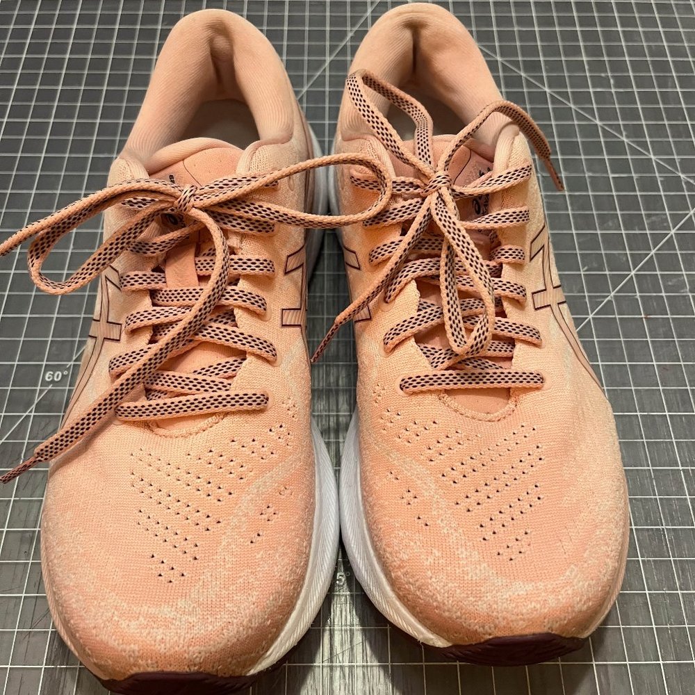 Women's Pink Asics Gel-Kayono 29 Running Shoes Size 9